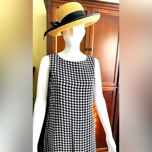 Beymen black & White houndstooth pattern sheer viscone dress at knee US 12 - Picture 3 of 16